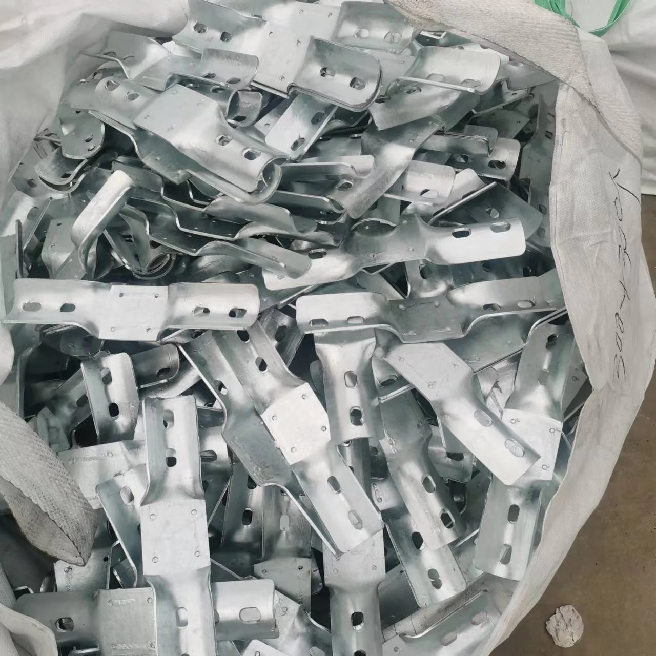 cattle Farming Equipment dairy farm equipment cow free stall cattle headlock accessories