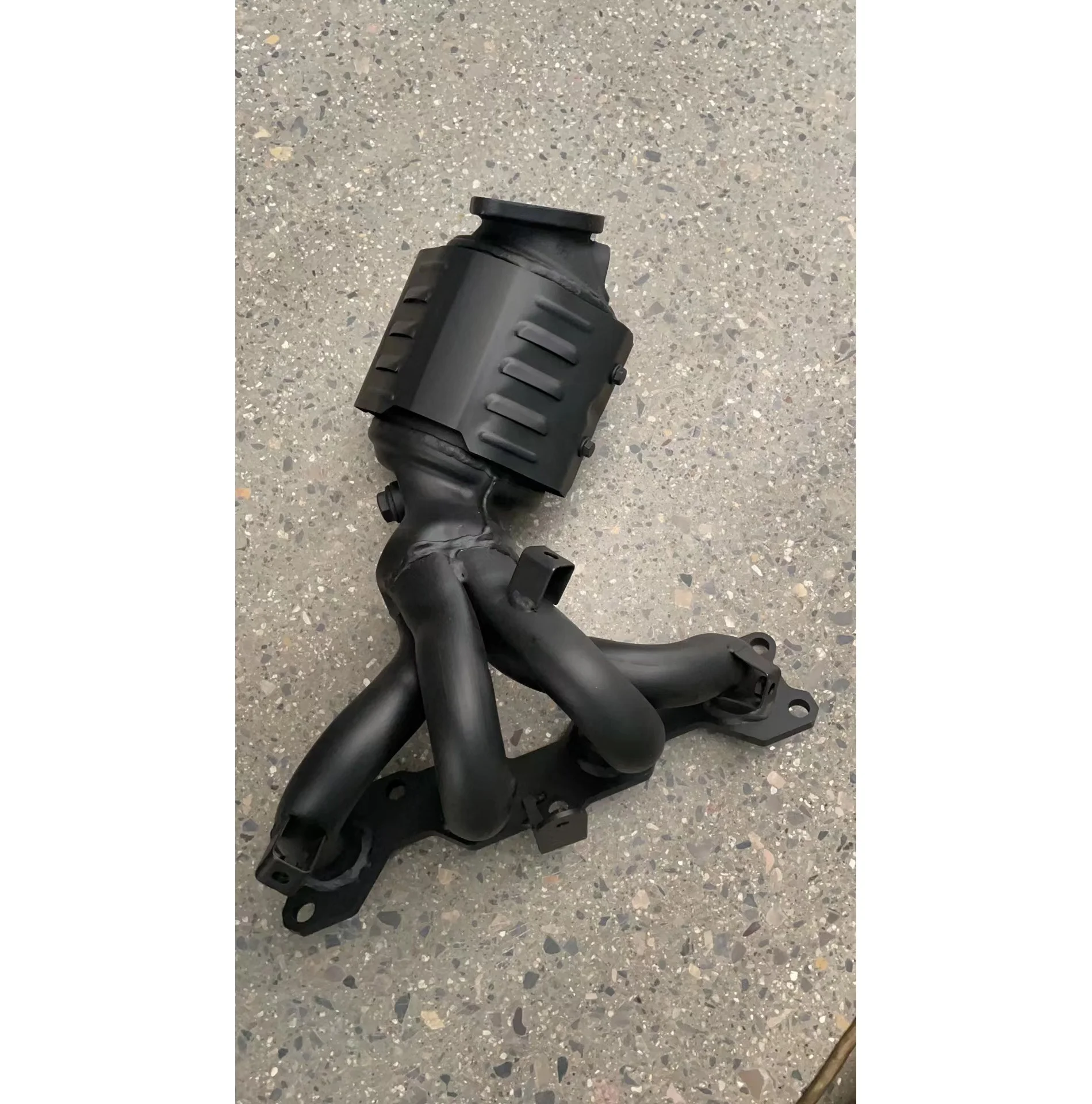 For Hyundai NF santafe kia Sonata series Automobile three-way catalytic converter   catalytic converter