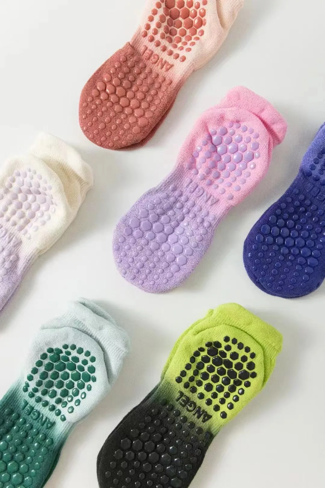 wholesale Anti Slip Non Skid Barre Yoga Pilates Hospital cotton custom Socks with grips for Women