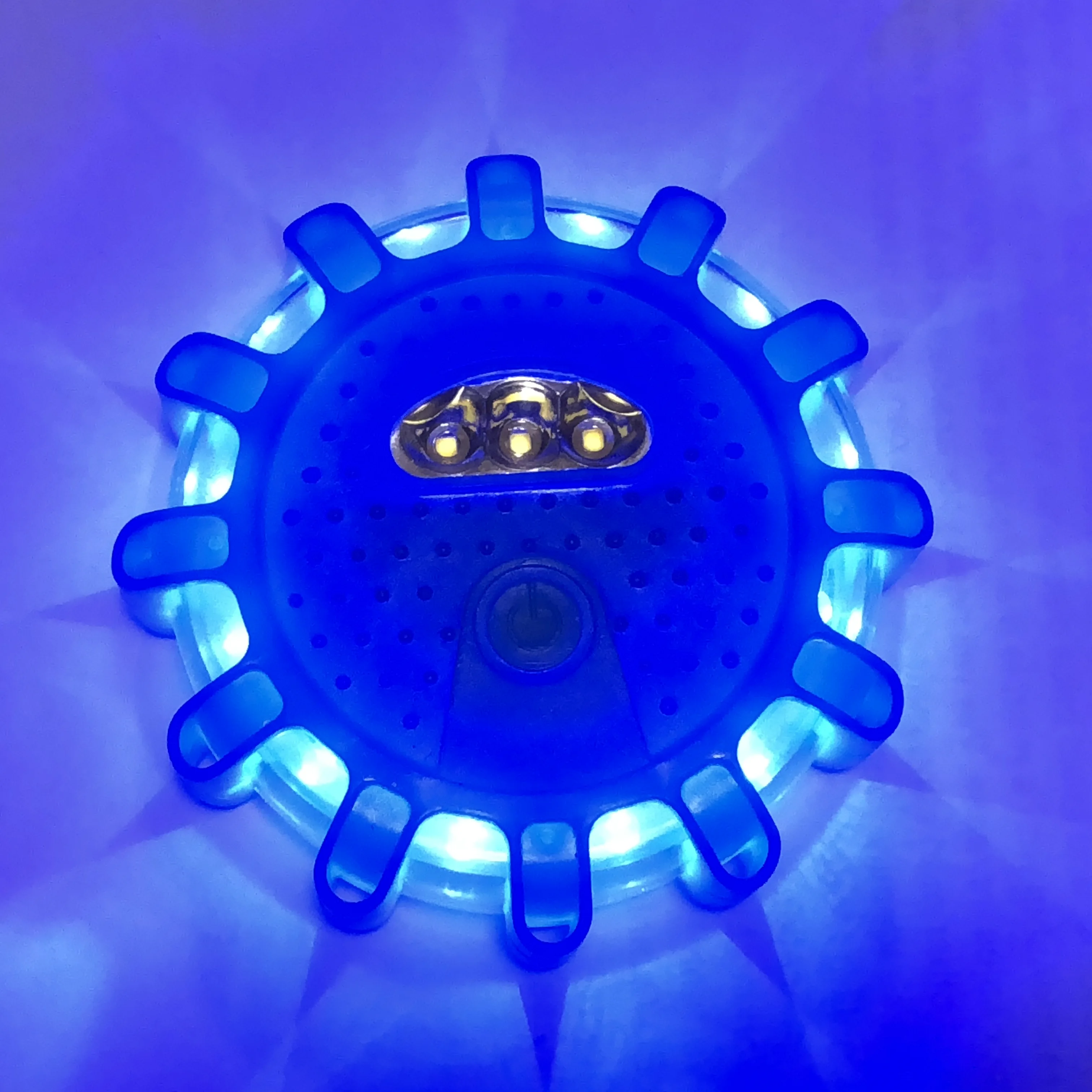 Blue Light with Blue Case Eco Friendly Traffic Road Warning Safety Disc Light for Trucks