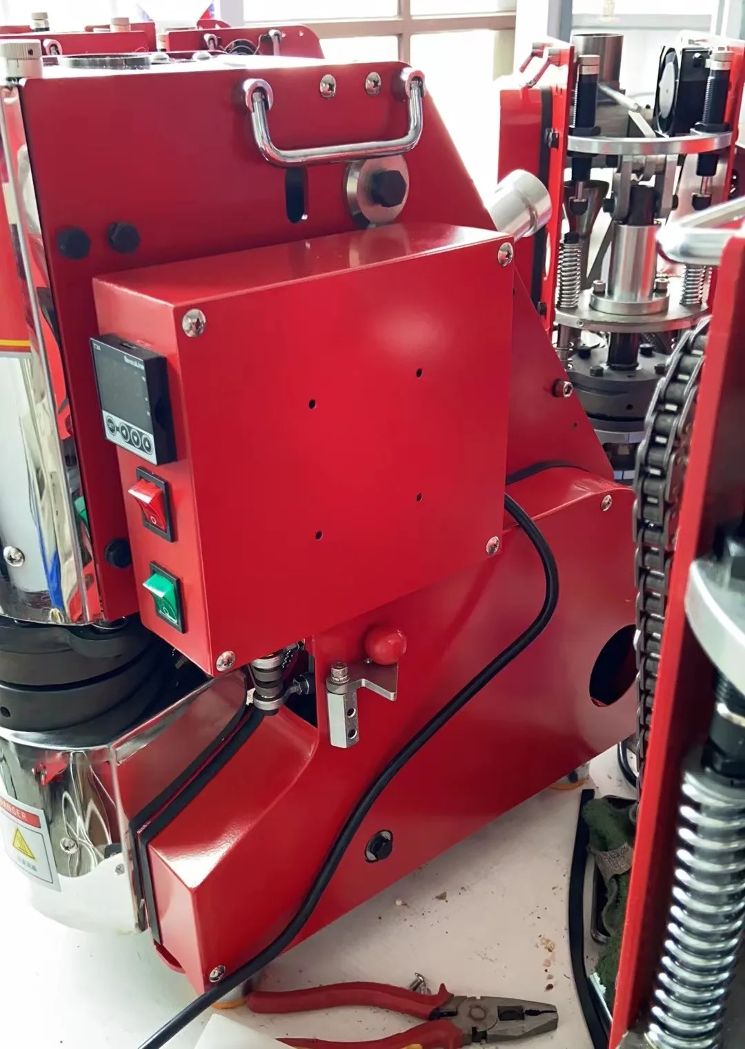 Fully Automatic Rice Cracker Machine Artificial Rice Cracker Grain Squeeze Cake Machine