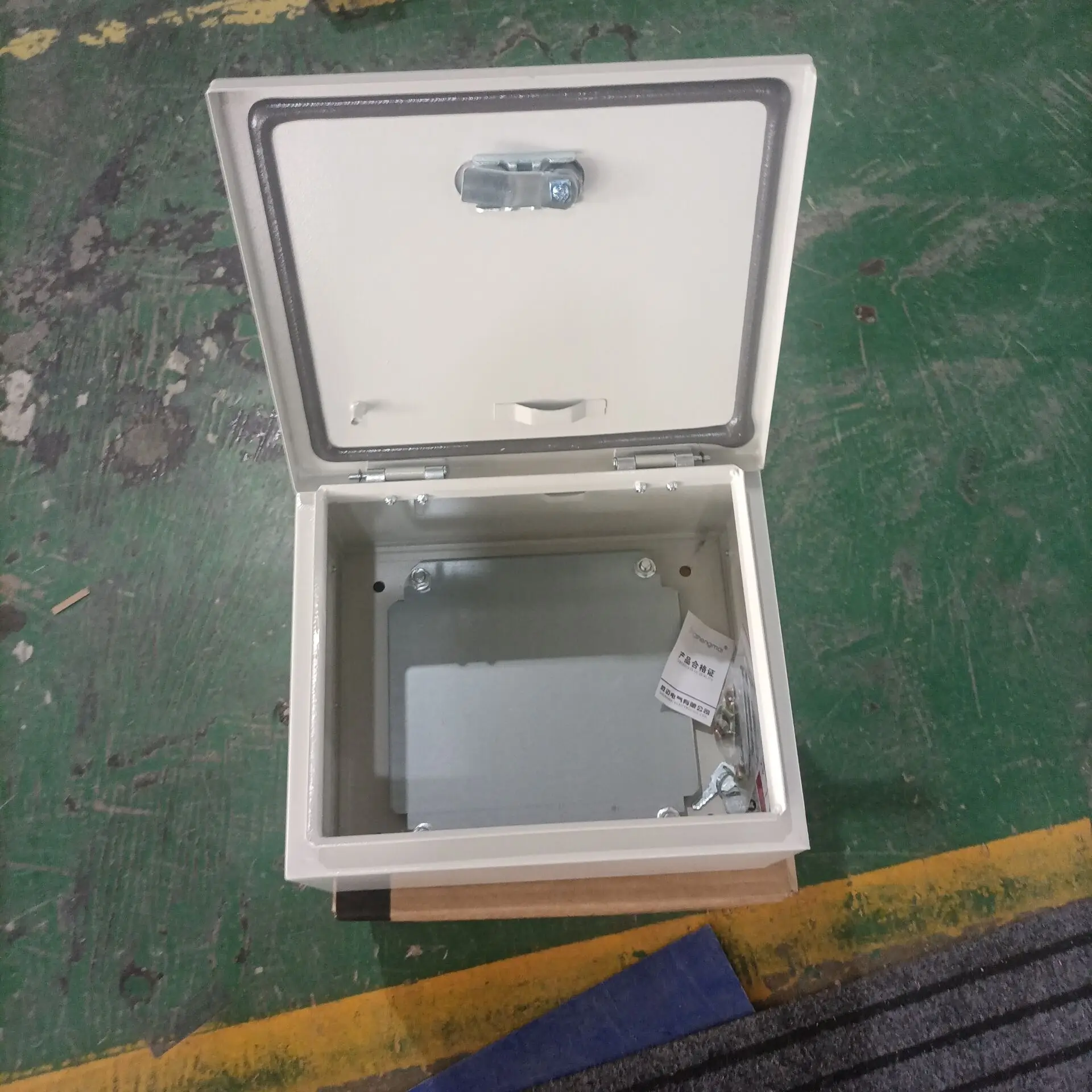 Indoor Using ODM Electronic Switch Enclosures