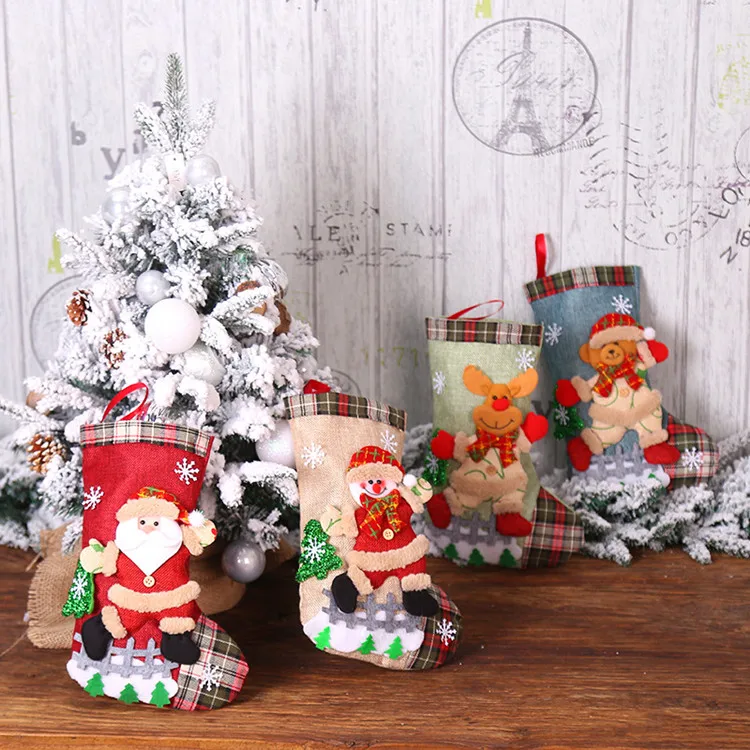 Hanging Christmas stockings Christmas lattice linen doll gift bag Christmas tree Snow fence decoration socks