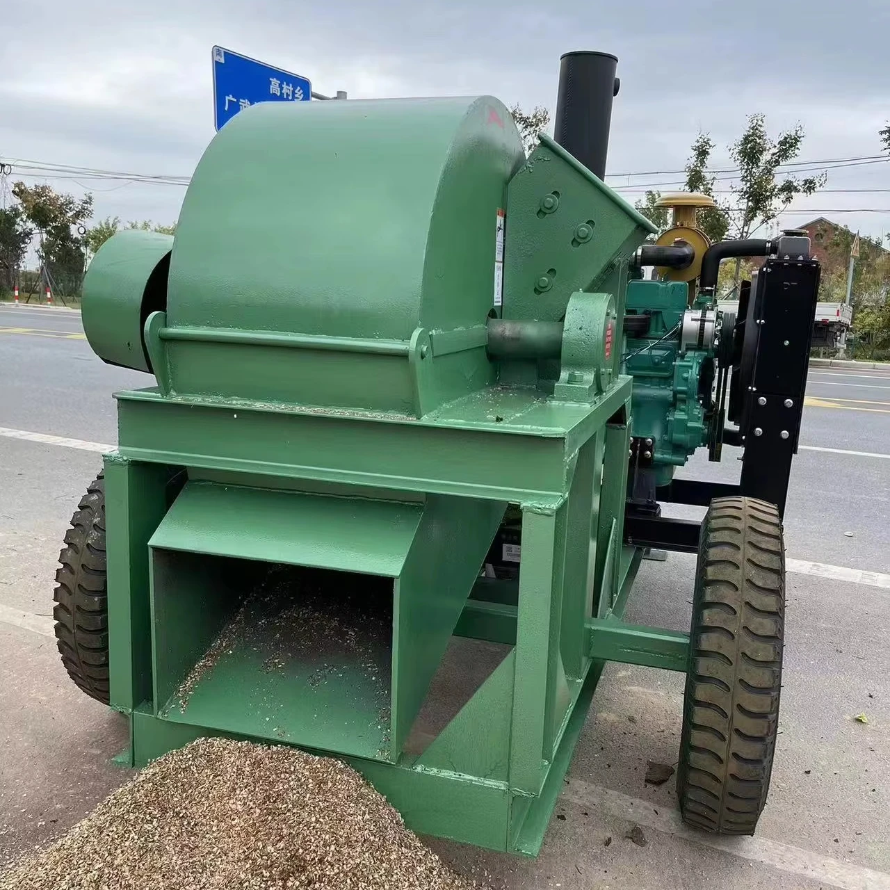 Дробилка для древесных опилок и грибов