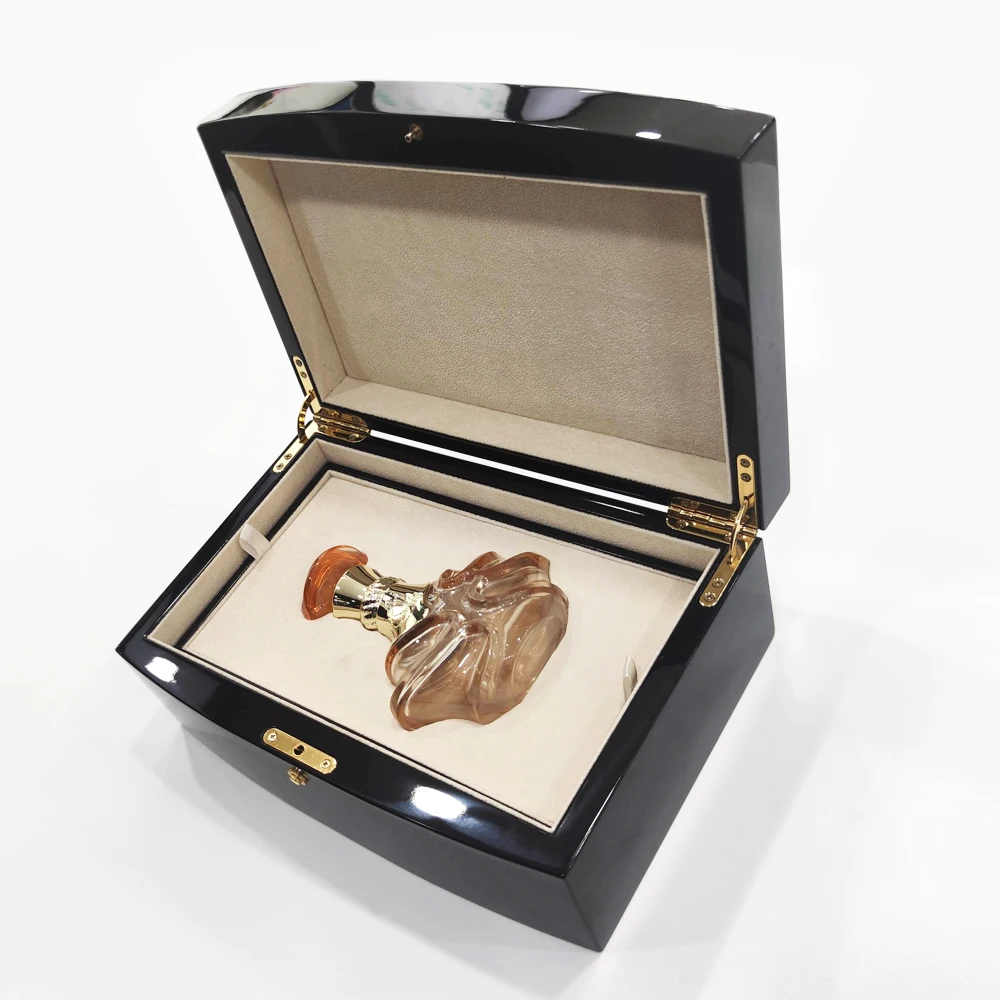 China professional factory hot sale best quality luxury glossy piano lacquer finished wood box for parfum packaging