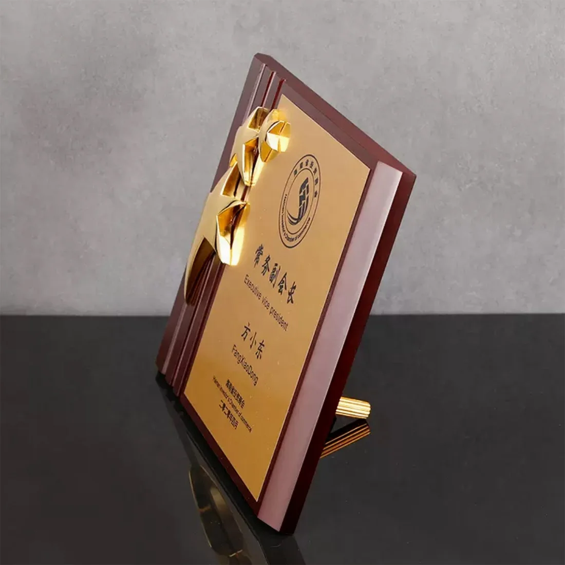 Customized Christmas Folk Art Bronze Trophy Wooden Plaque Medal Keepsake Storage Box Logo Star Award Blank made Zinc Alloy Metal