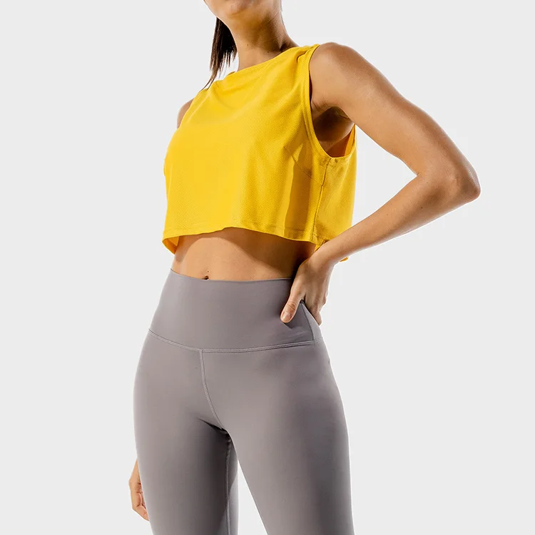 2021 Woman Custom Logo Mini Cute Sleeveless Shirt 100% Cotton Loose Fit Solid Workout Tank Crop Top