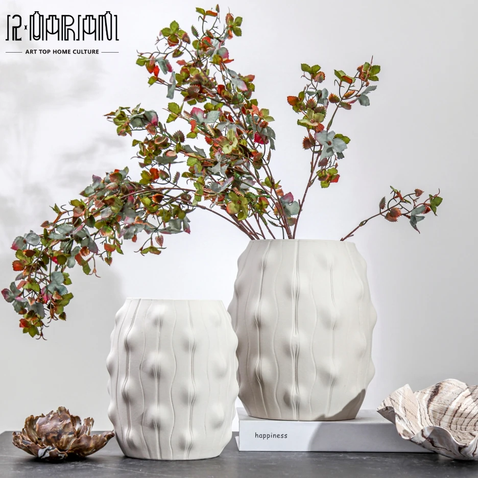 ChaoZhou Wholesale Minimalism Decoration Nordic Beautiful Ceramic Round Vases For Interior Living Room