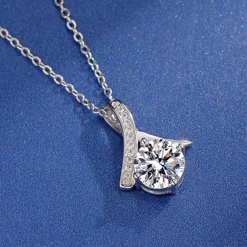 925 Sterling Silver Plated Solitaire Cubic Zirconia Necklace Exquisite Sparkling Round Cut Diamond Pendant Necklace Wedding