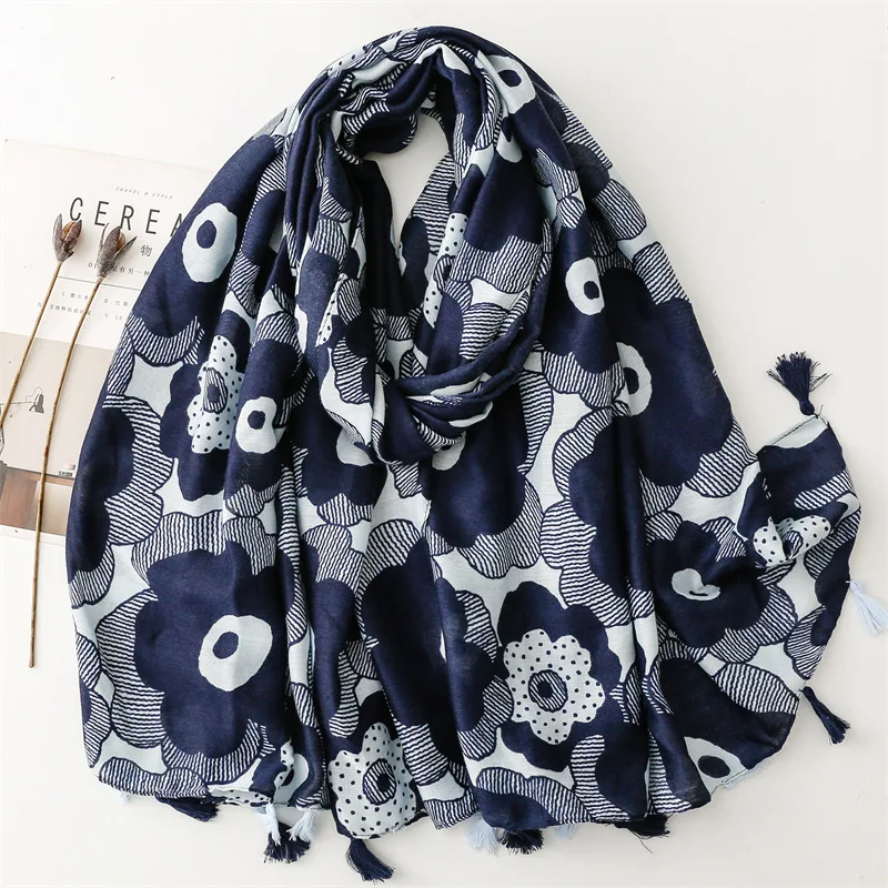 Autumn Thick Warm Black Flower Viscose Cotton Printed Scarf Indoor Shawl Muslim Women Head Wraps Dubai Arab Hijab Scarves