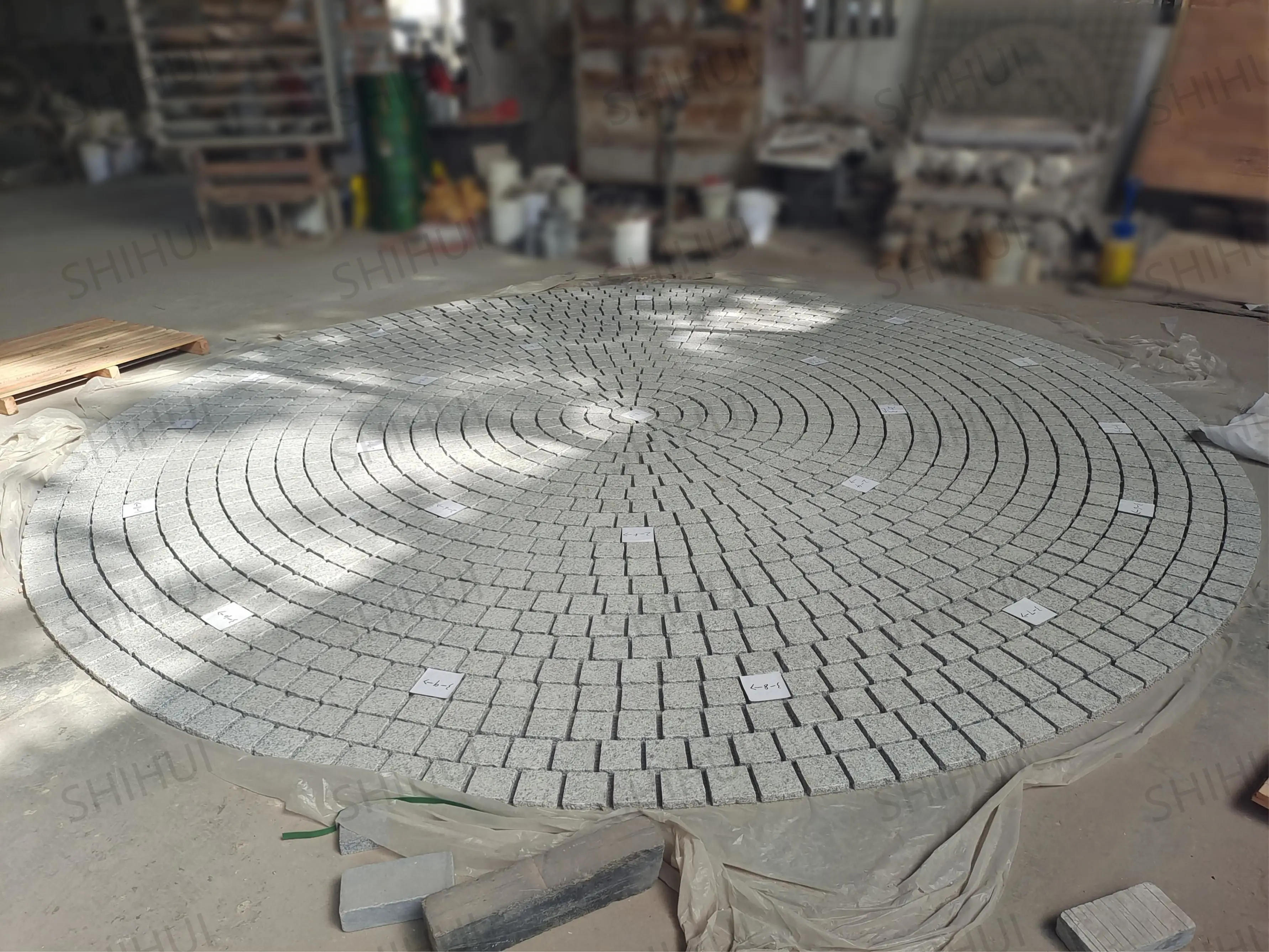 SHIHUI Natural Stone Grey G603 Granite 4.4m Circular Cube Pattern Round Paving Stone Mesh Cobblestone Patio Paver Stone