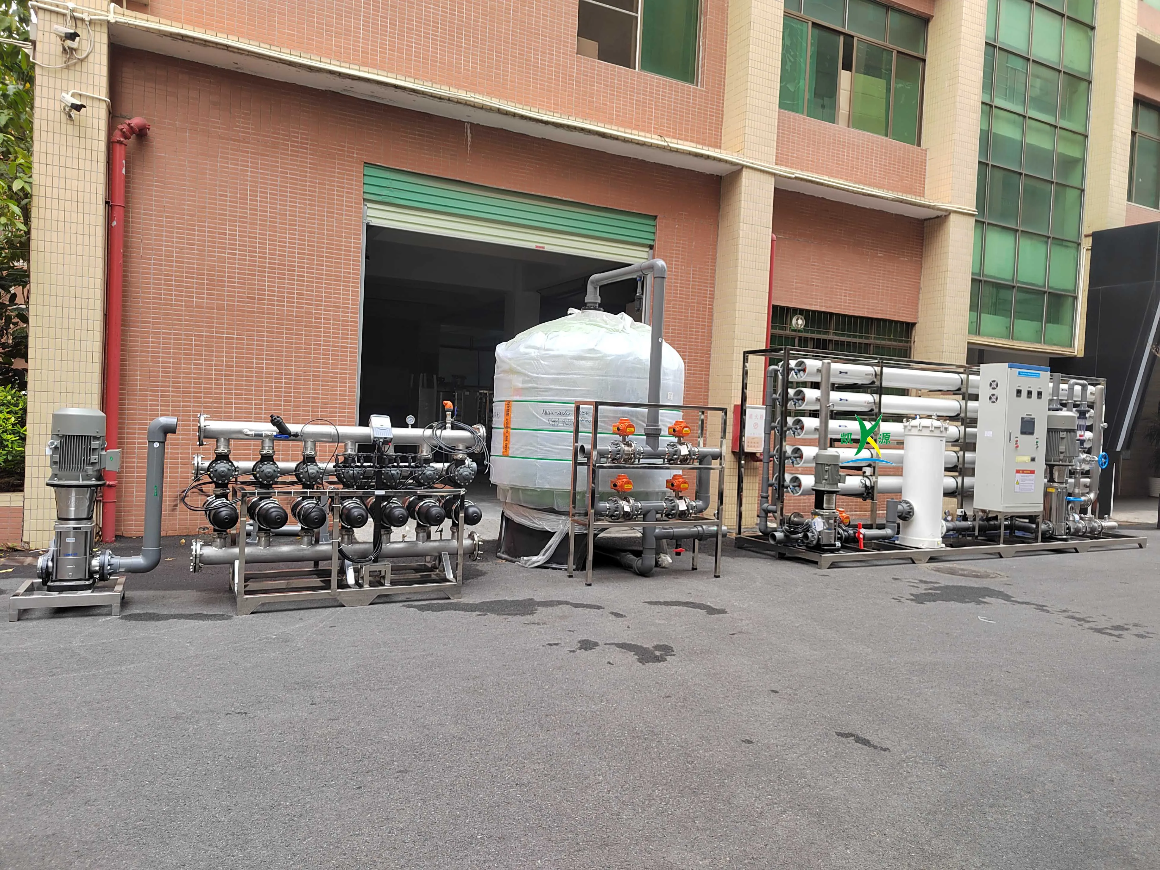 PLC Remote Digital Control Automatic Ro Osmosis Water Treatment Plant for Brackish Well Rive Water Filtration Purification
