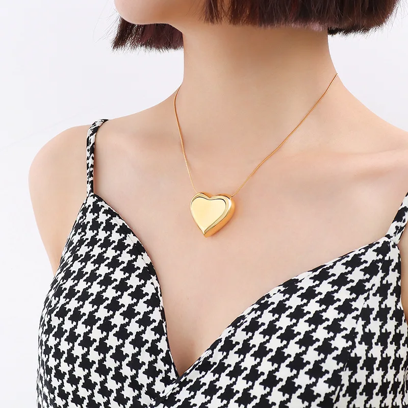 Custom Non Tarnish Free Waterproof Jewelry 18K Gold Plated Stainless Steel Snake Chain Link Big Heart Necklace collar