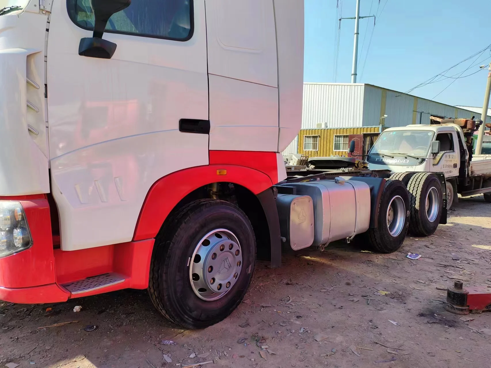 Sinotruk howoA7 tractor truck head truck from factory