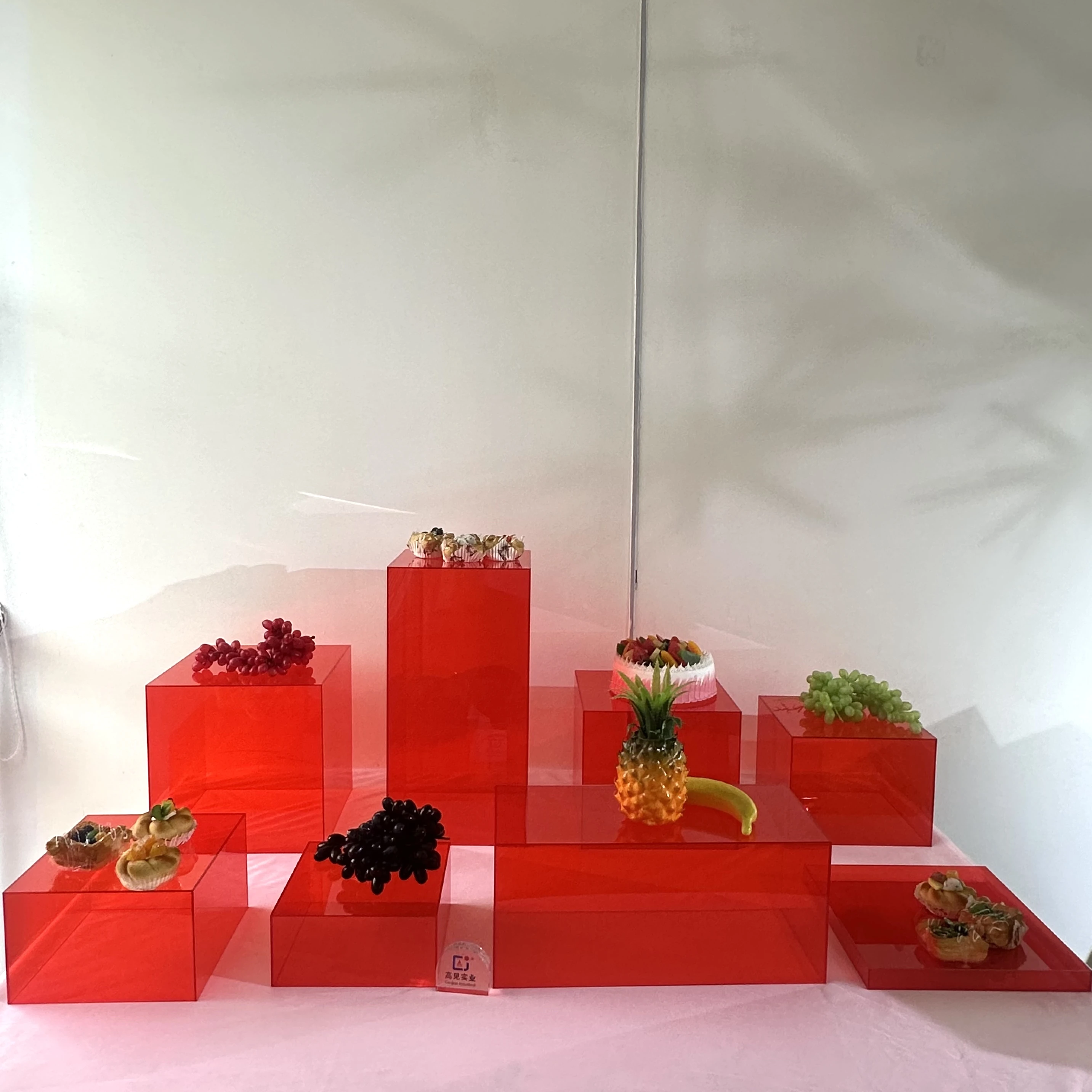 New Style Red Acrylic Nesting Cube Lucite Cake Stand Pedestal Box Hotels Wedding Food Display Risers Shelf Display Racks