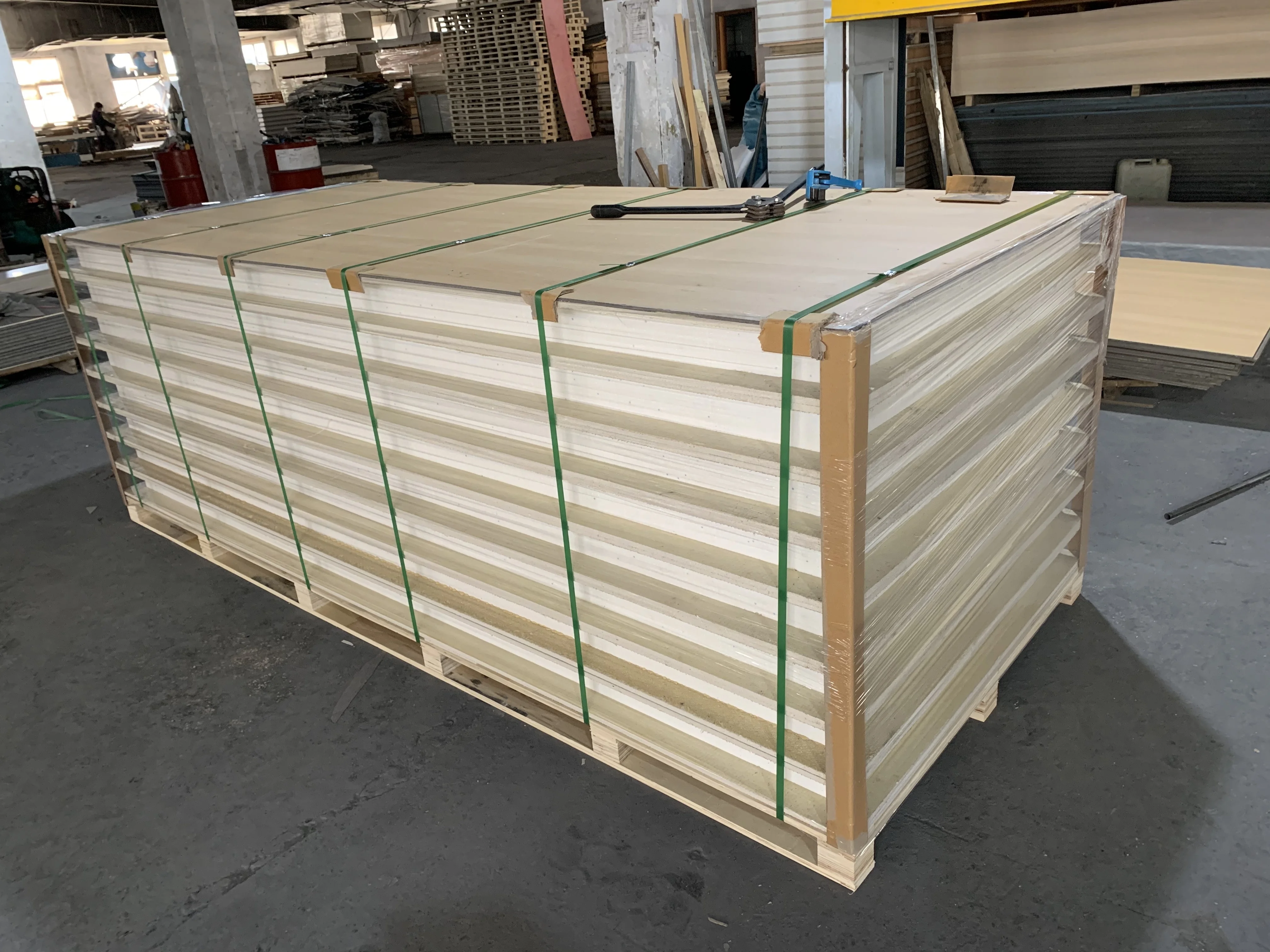 Heat Insulation Magnesium Oxide MGO Board Composite EPS SIPs Sandwich Panel With Client Customized Edge