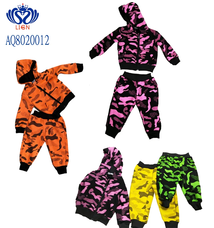 
Cheap Tracksuits Sports Wear Hoodies Newest Camouflage Style Training Suits boys latest suit styles 