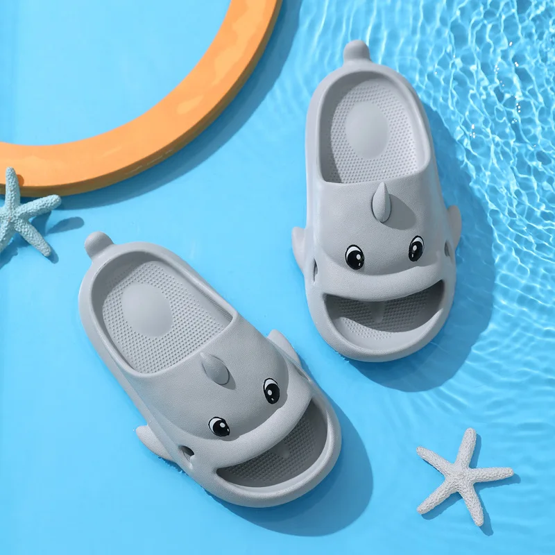 The Second Generation Of Sharks Slippers Women Wear Ins Tide Home With Non-Slip Custom Sports Slippers In Summer