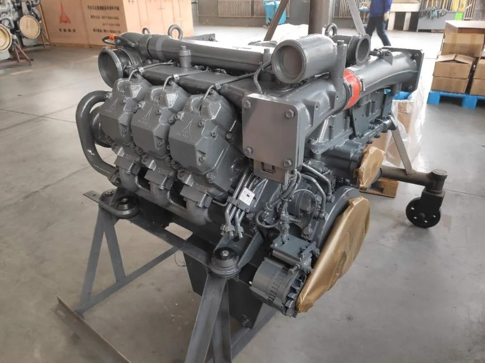  Горячая распродажа Deutz 6 цилиндров с водяным охлаждением турбонаддувом дизельный двигатель TCD 2015 V06 используется в строительной