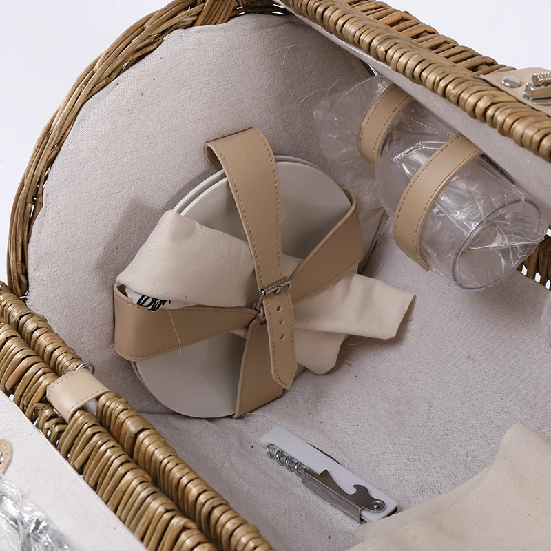 Open Weave Optima Picnic Woven Basket Craft For 6 Person