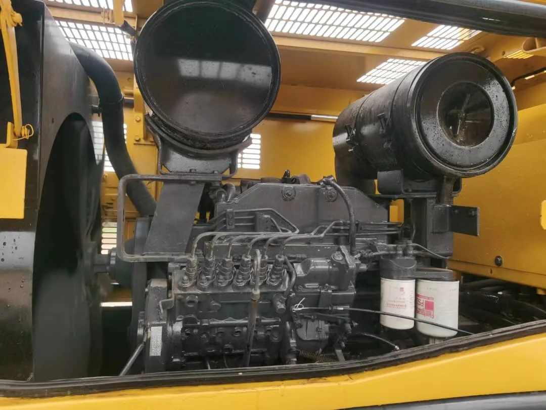 Used construction machinery Komatsu WA320-3 loader Manufactured Year 2010 Original Japan Engine 114 kW