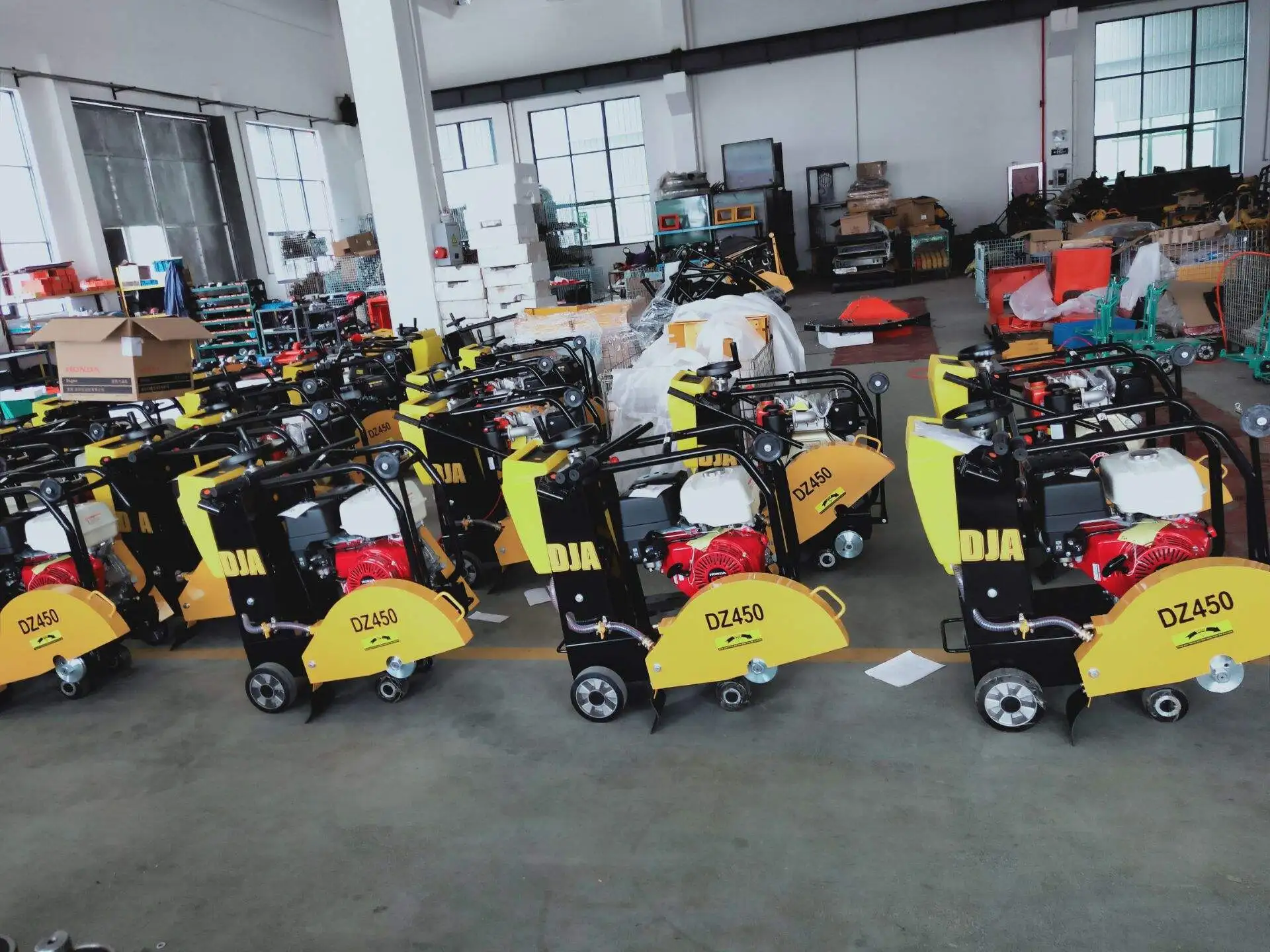 Small 450Mm Blade Cutting Mini Petrol Engine Asphalt Road Concrete Manual Vertical Saw Cutter Cutting Machine With Honda Gx390