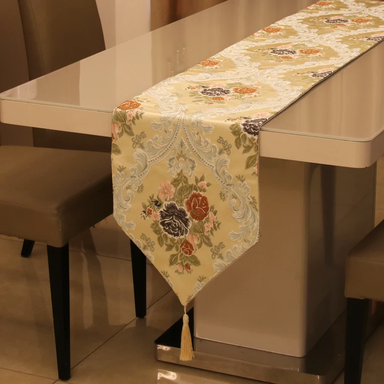Luxury  europe style printed double layer tabler runner with tasseles