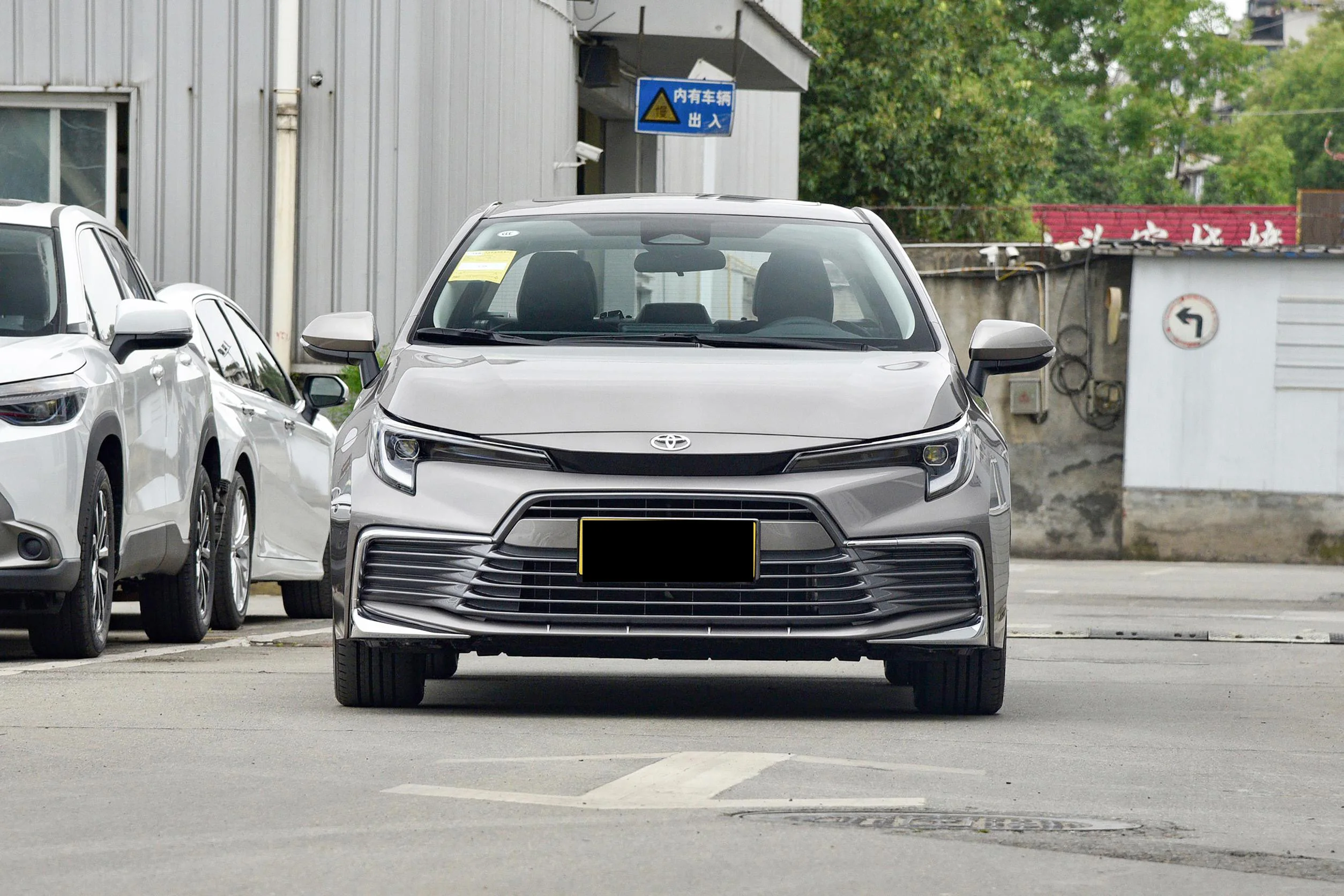 Toyota Levin Corolla Гибридный 2024 1 8 л недорогой высококачественный бензиновый и электрический двухмоторный автомобиль toyota levin с левым рулем