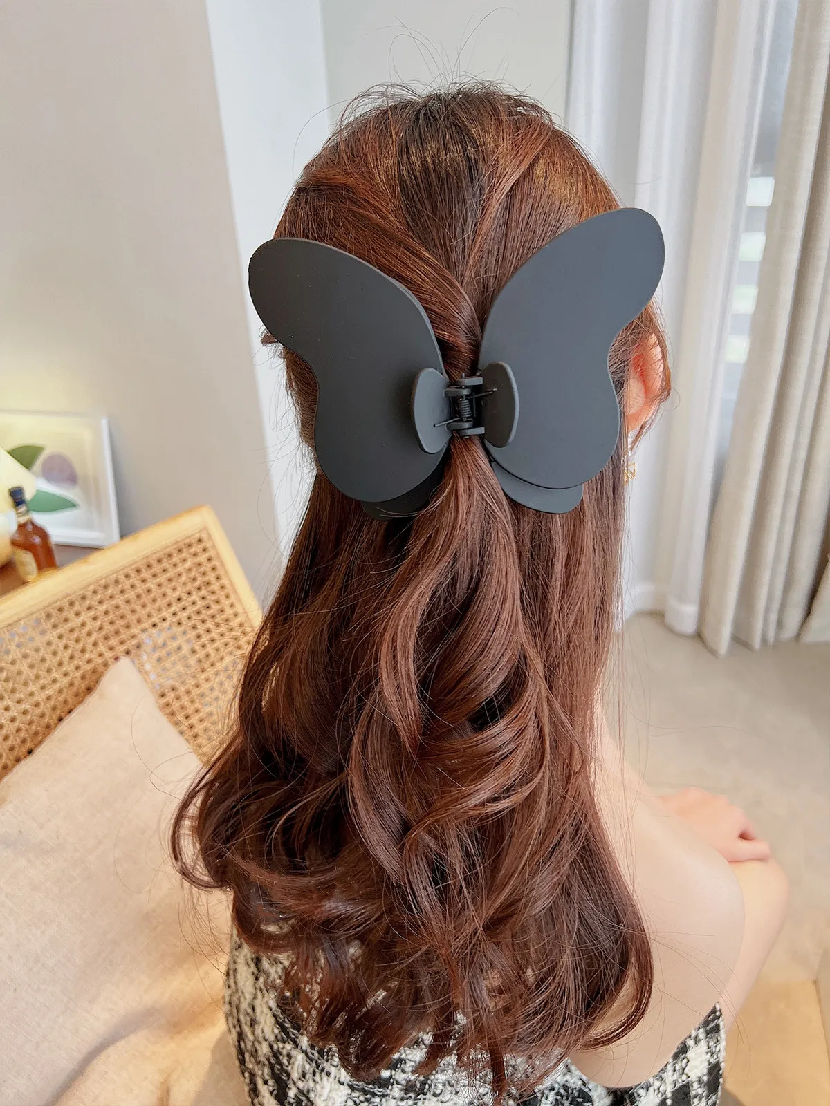 Wholesale Fashion 16cm Oversized Butterfly Double Layers Claw Clamp 3D Plastic Hair Clips Girls Candy Colors Jaw Clips