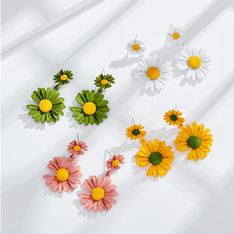 
Korean Fashion Elegant Sweet Spray Paint Stud Earring Small Chrysanthemum Drop Earrings Flower Trendy Jewelry 