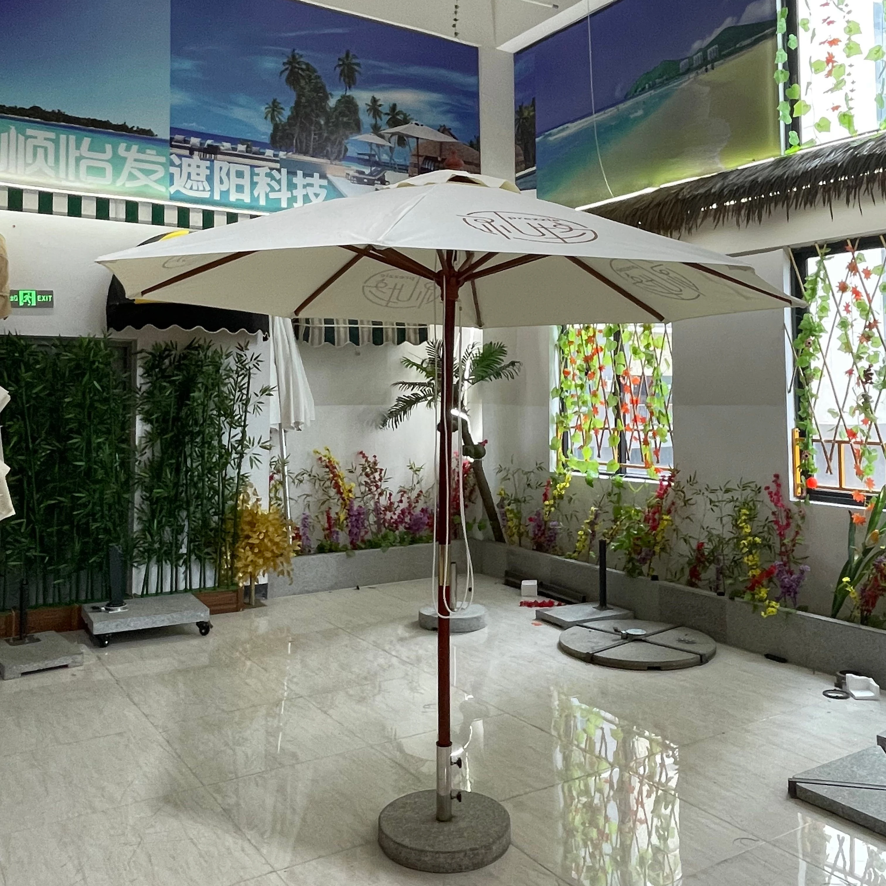 2.5m Square Patio Garden Umbrella Sun Shade Outdoor Cafe Beach Parasol Umbrella Wooden Pole Umbrella