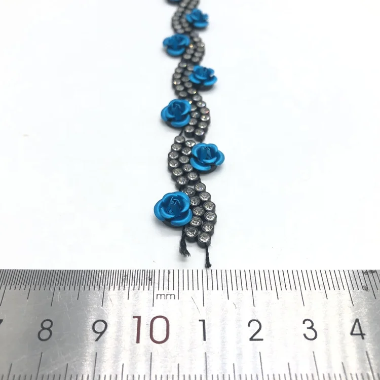 LP211 Wholesale crystal rhinestone blue flower plastic Black  trimming cup chain rhinestones for dress