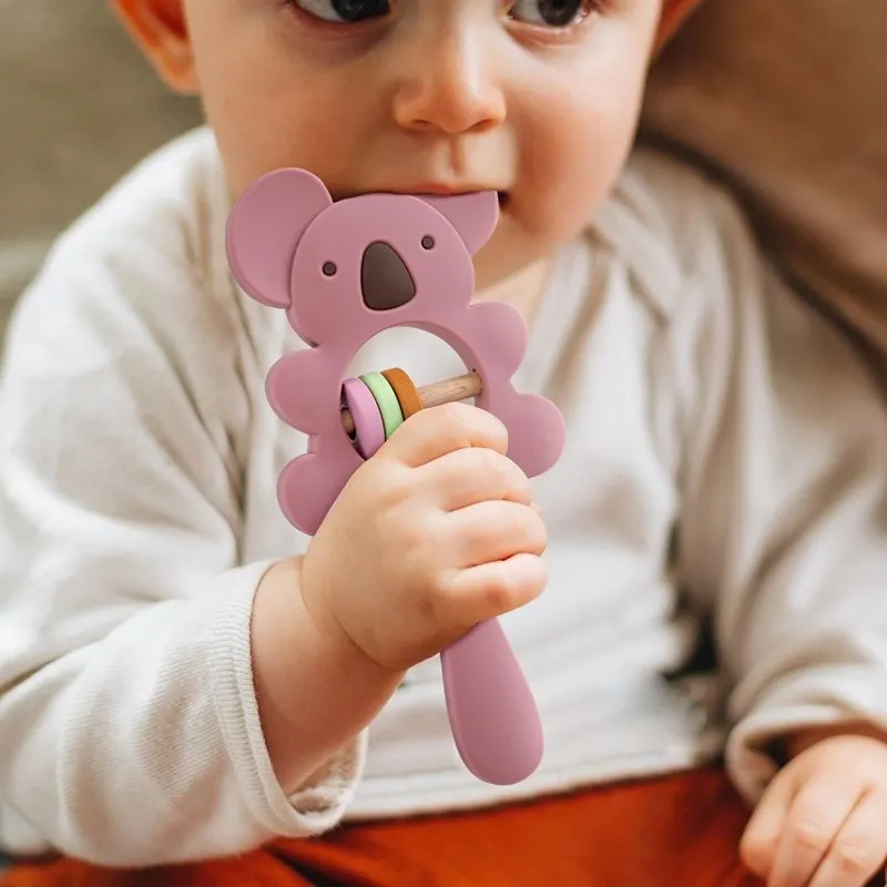 New Design Baby Products Natural Silicone Wood Rattle Baby Teething Montessori Animal Silicone Rattle Toy BPA FREE