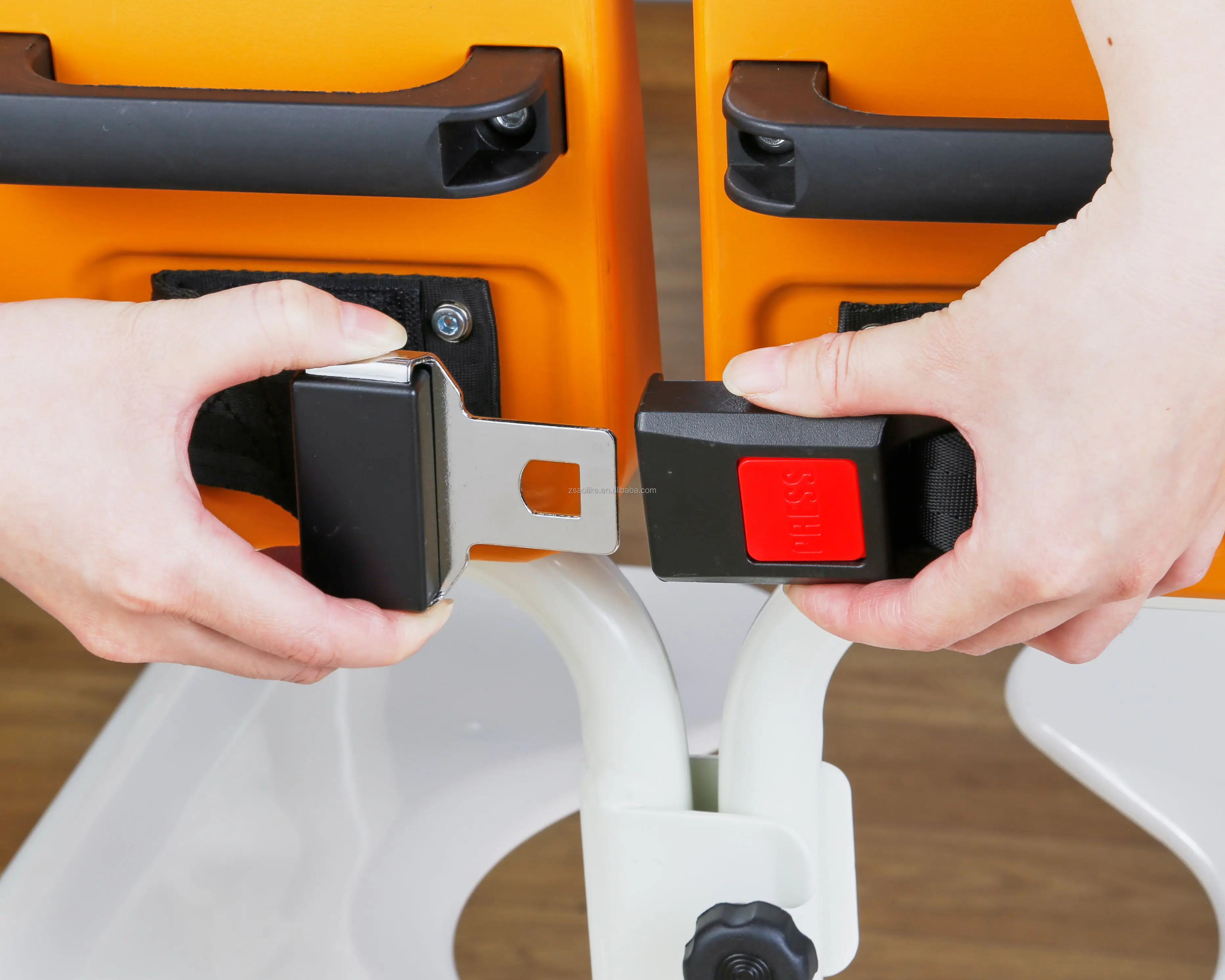 Manual Transfer Chair Rehabilitation Movable Nursing Adjustable Control Manual Patient commode Chair for elderly