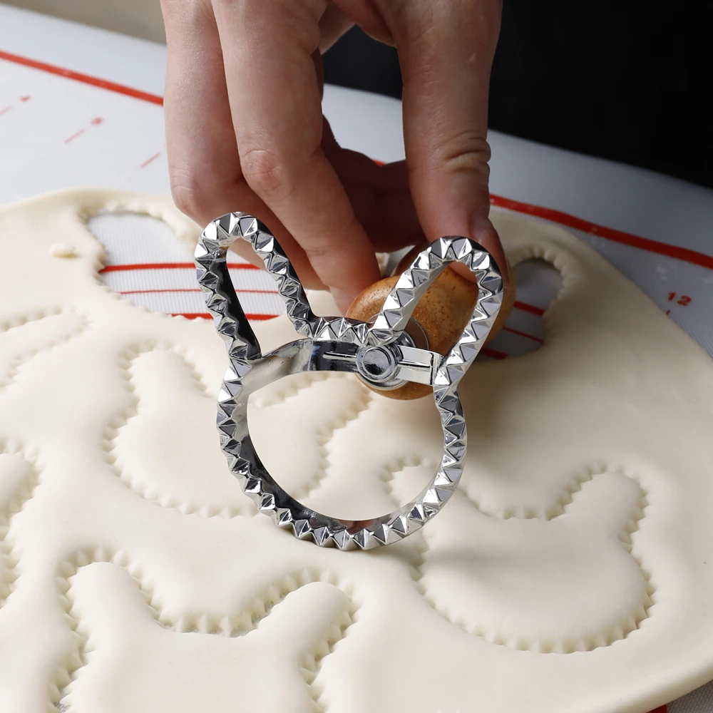 Easter series bunny rabbit shape hot sale ravioli make maker dumpling press