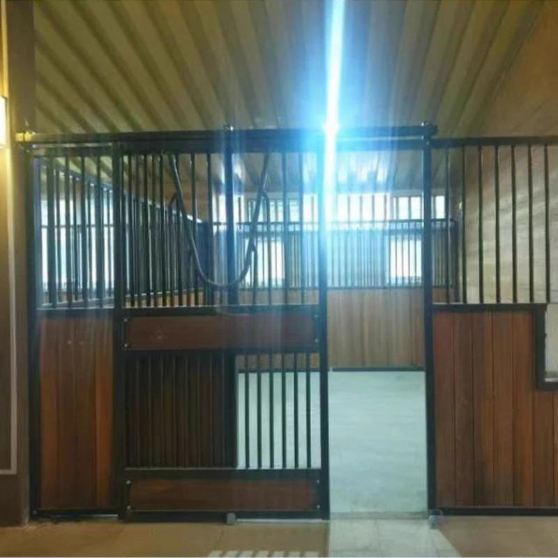 HDG Surface Equine Products horse box door equine stalls Horse Box Horse Stable with Hinged Door