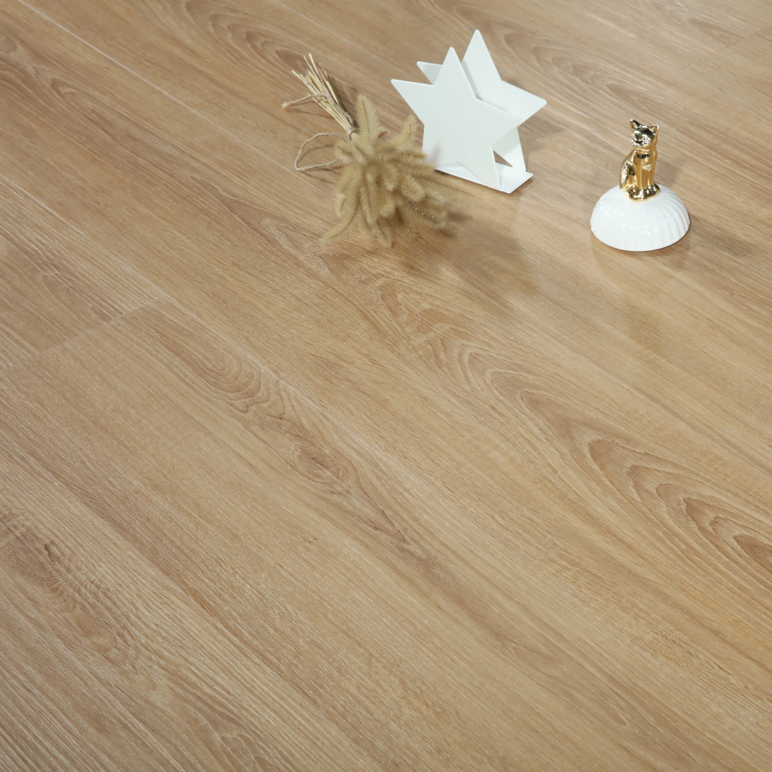 
European Oak Veneer Engineer Wood Flooring Brush Surface 