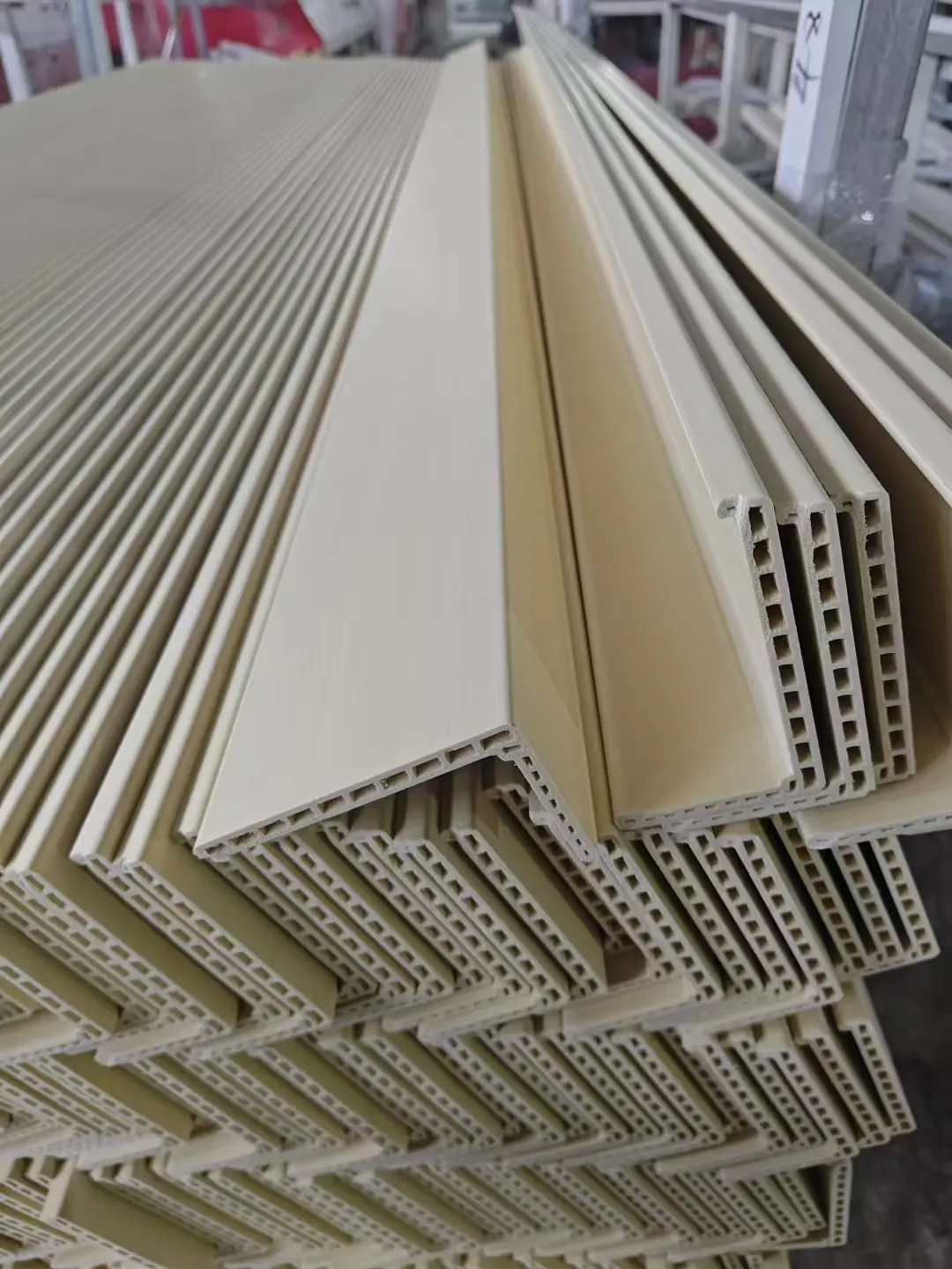 BBSD025 WPC Door Supplier Cheap Price WPC Skin Door White Interior Door