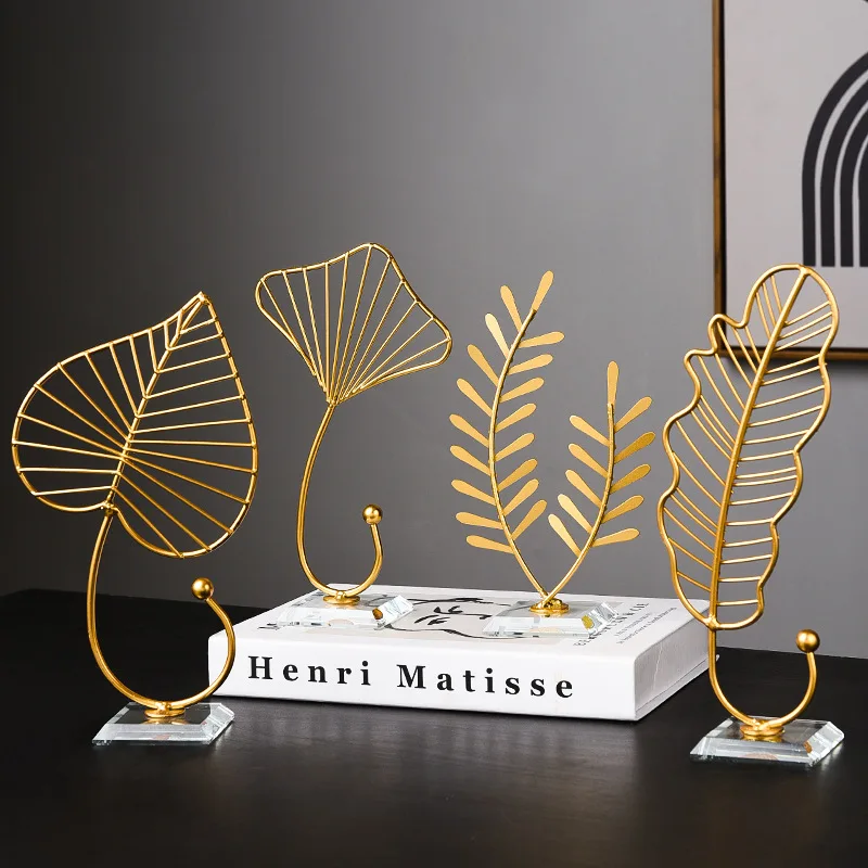 Wholesale modern nordic home decor items metal crafts minimalist decoration for home