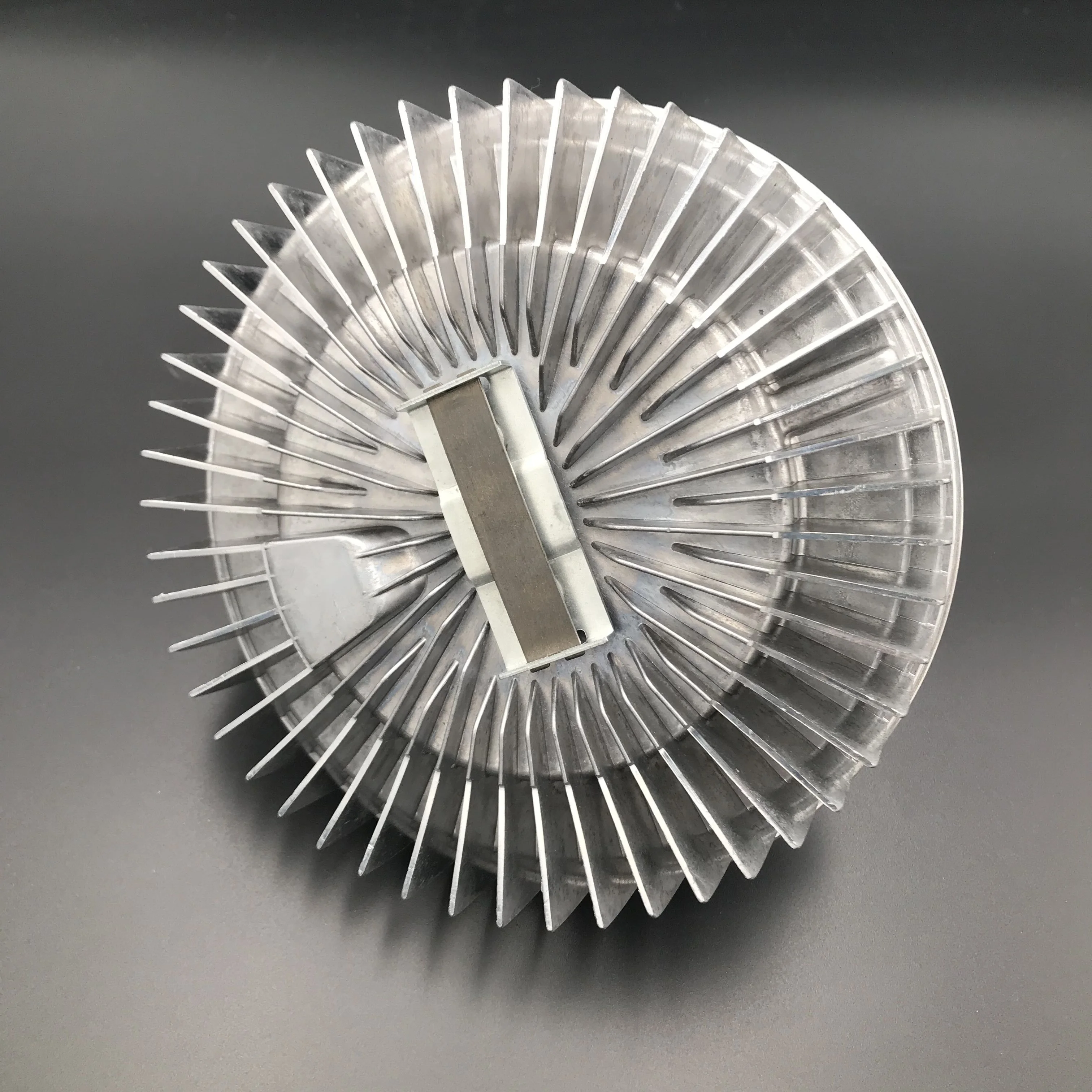 WL2115150 Viscous Fan Clutch for Mazda WL BT50 Ford Ranger WL Engine WL21-15-150 WL61-15-150 WL81-15-150A