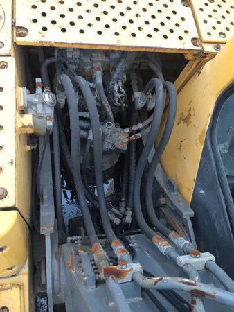 Good quality cheap used EC140b EC210b excavator volvo