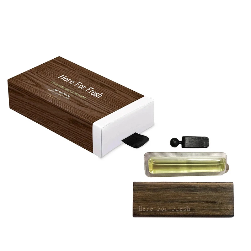 Wholesale  Wooden Breathable Film Fragrance Car Deodorizing Rotating Car Air Outlet Clip Car Perfume Fragrance