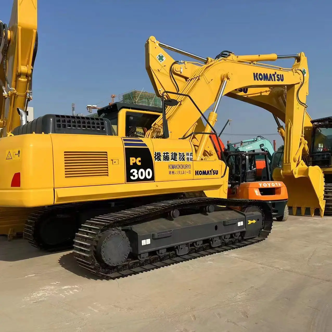 Оригинальный импортный тяжелый экскаватор KOMATSU PC300-7 в хорошем состоянии Komatsu Pc300 PC220 PC200 PC60 Гидравлические Гусеничные экскаваторы
