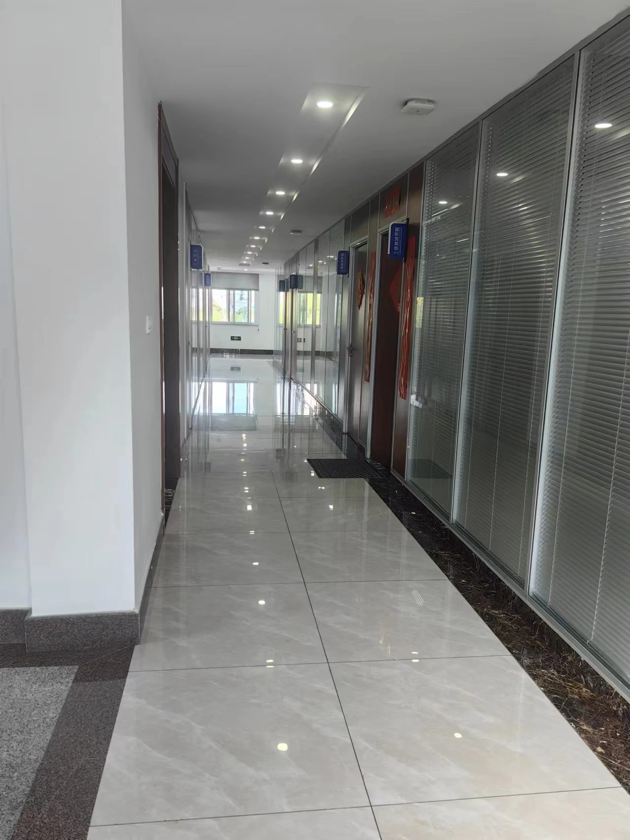 New Double PVC PET PP Plastic Crusher Efficient Shredder Motor Crushing Used Tires Recycling Solid Waste Metal Gear Engine