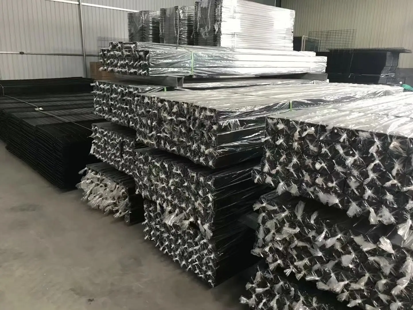 Забор по заводской цене дешевая пластиковая металлическая анти-восходящая сетка 358 забор