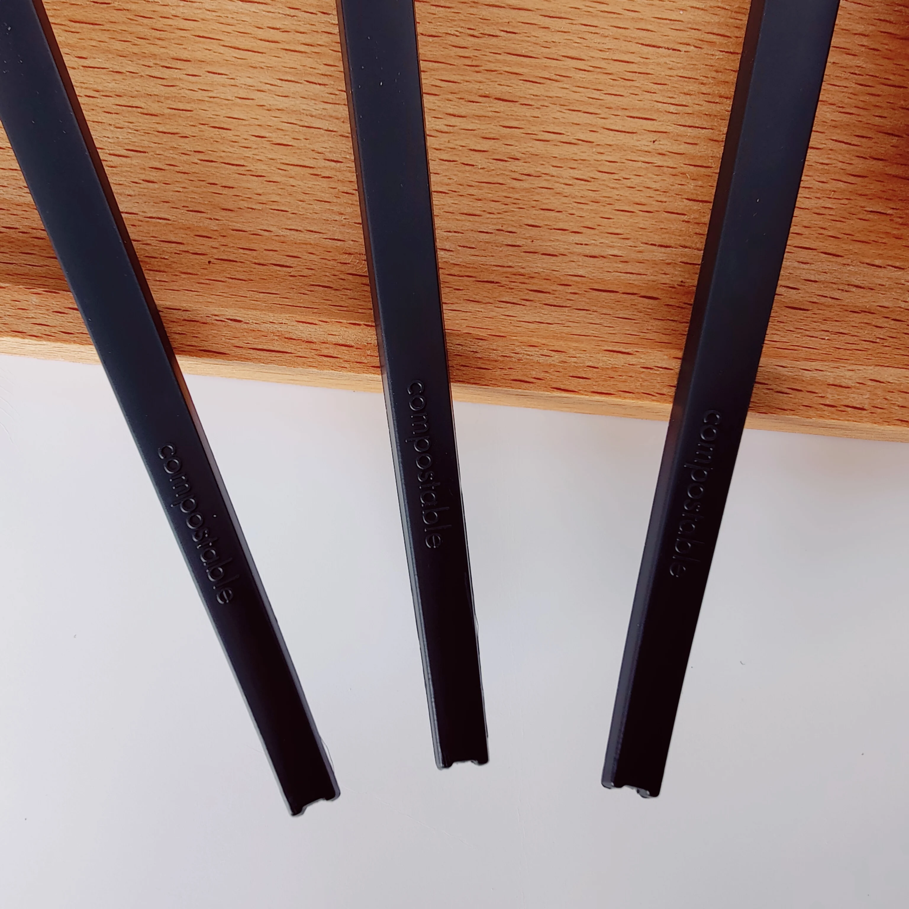 Manufacturer Cheap PLA Biodegradable Picnic Party Disposable Cutlery  compostable biodegradable forks dinnerware sets