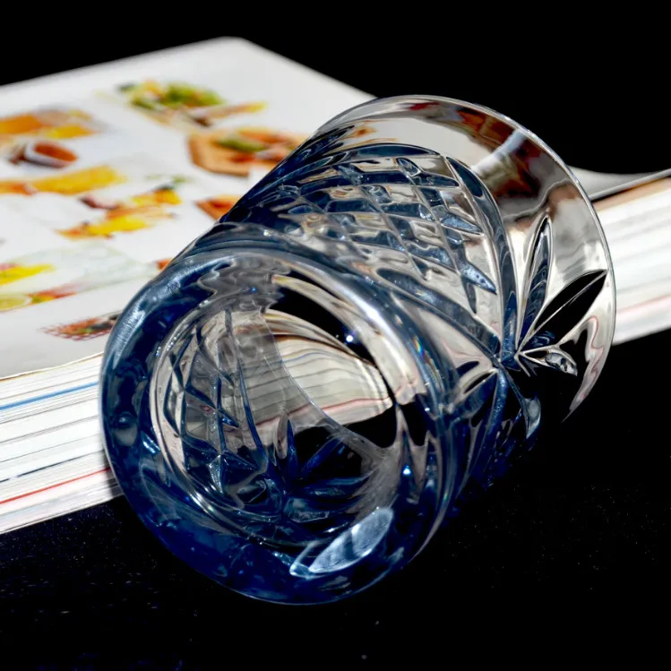 Italian rounded crystal whisky decanter with glass set