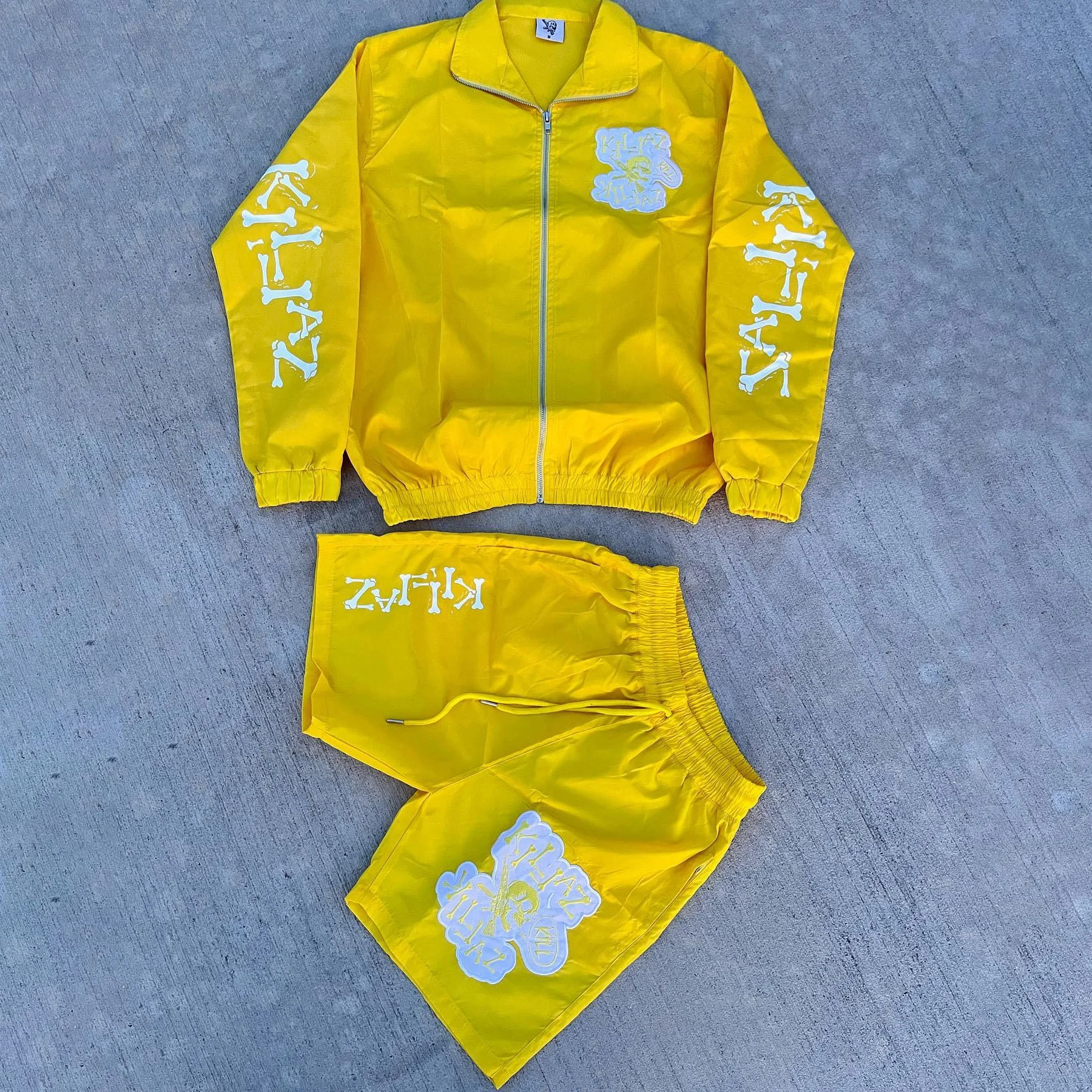 Custom Skull Screen Print Tracksuit Sports Coat 2 Pieces Set Nylon Zip Up Jacket Windbreaker And Sweat Short Set For Men