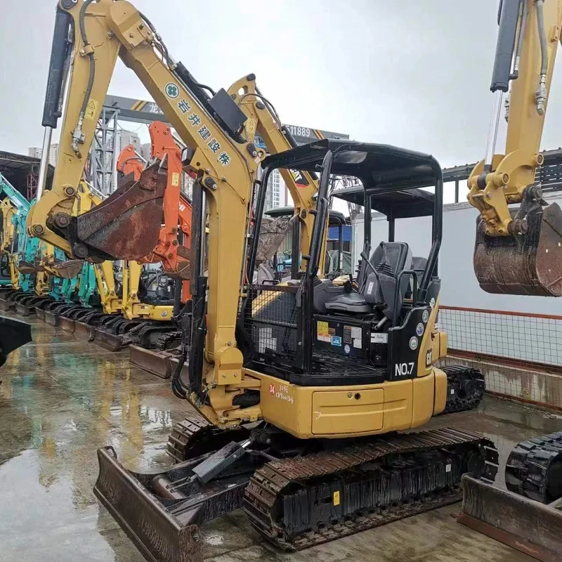 Used mini excavator original Japan CAT 303 3ton orchard agricultural  excavator second-hand micro excavator for sale