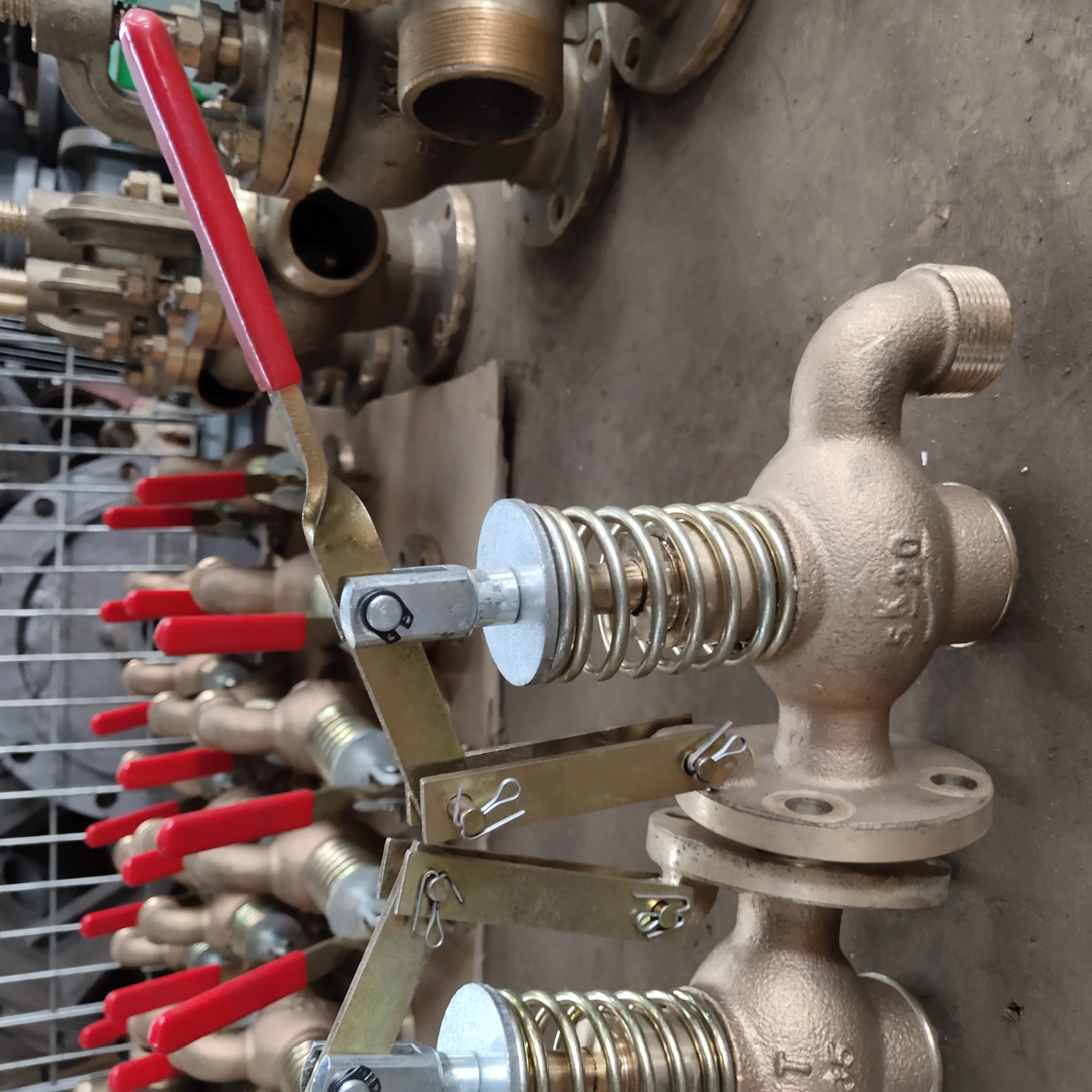 JIS F7398 SHIPBUILDING-FUEL OIL TANK SLEF-CLOSING DRAIN VALVES